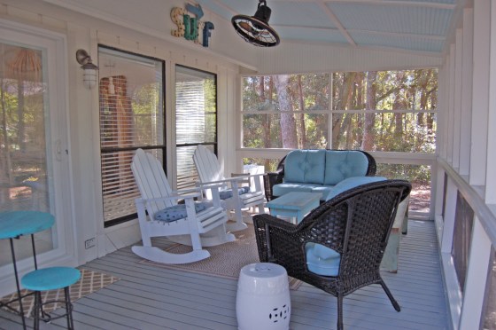 Porch "AFTER" with new paint and furniture